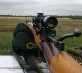 Lee-Enfield L 42 A1 im Feld.webp