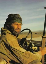Lee-Enfield L 42 A1 with SAS-Sniper in Jeep in Dhofar Oman.webp