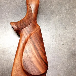 Form Centurion Walnut